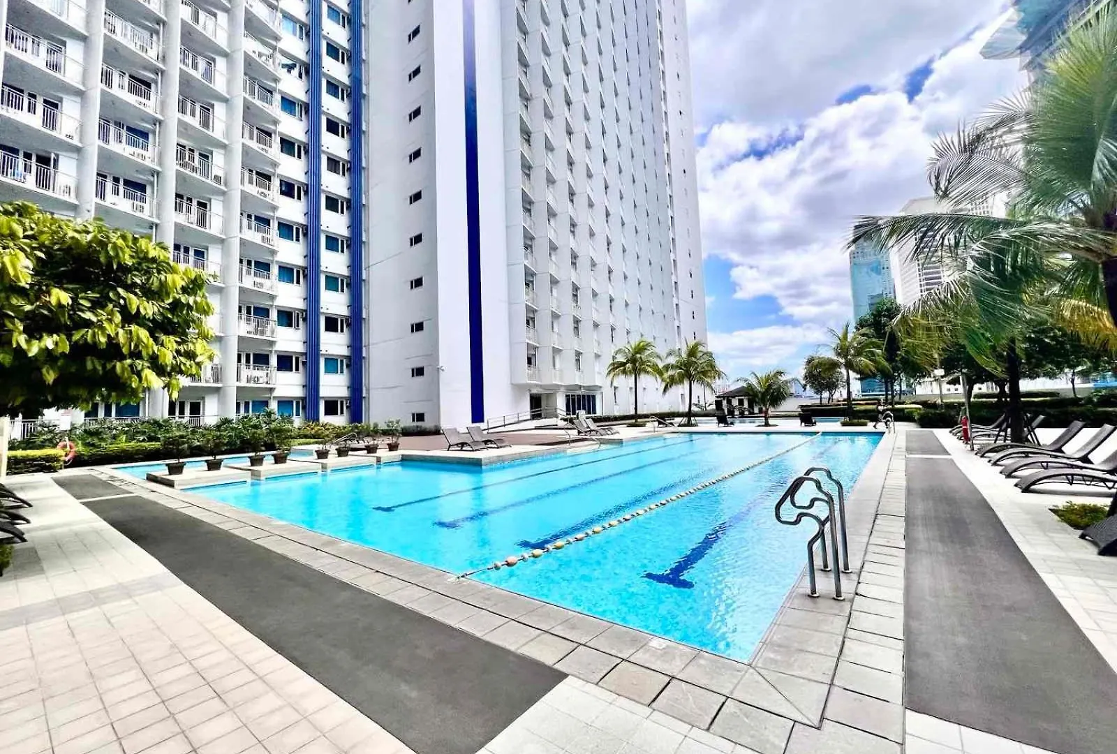 Makati Business District Residences Manila Hotel